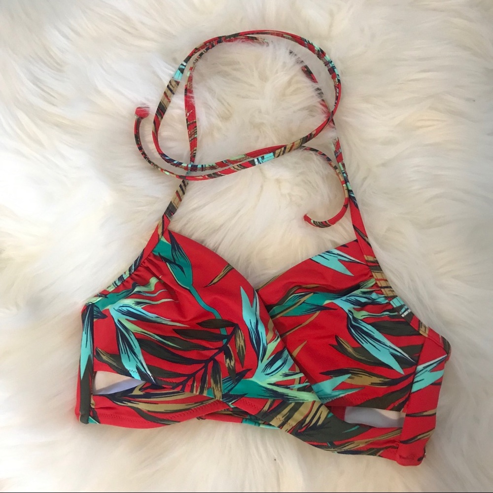 Victoria’s Secret Bikini Top - Picture 1 of 2